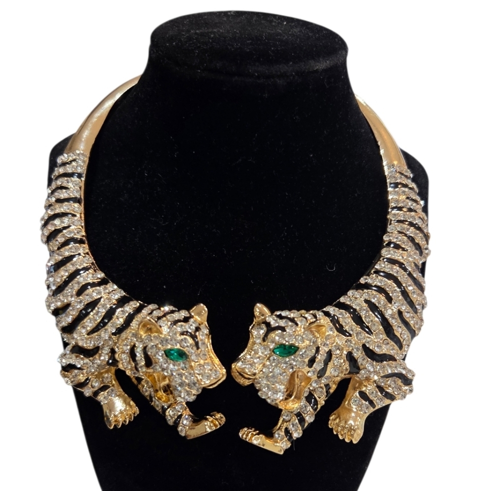 💛▪️Natasha Couture ▪️gold Tone Green Eye Tiger Necklace - Picture 3 of 11